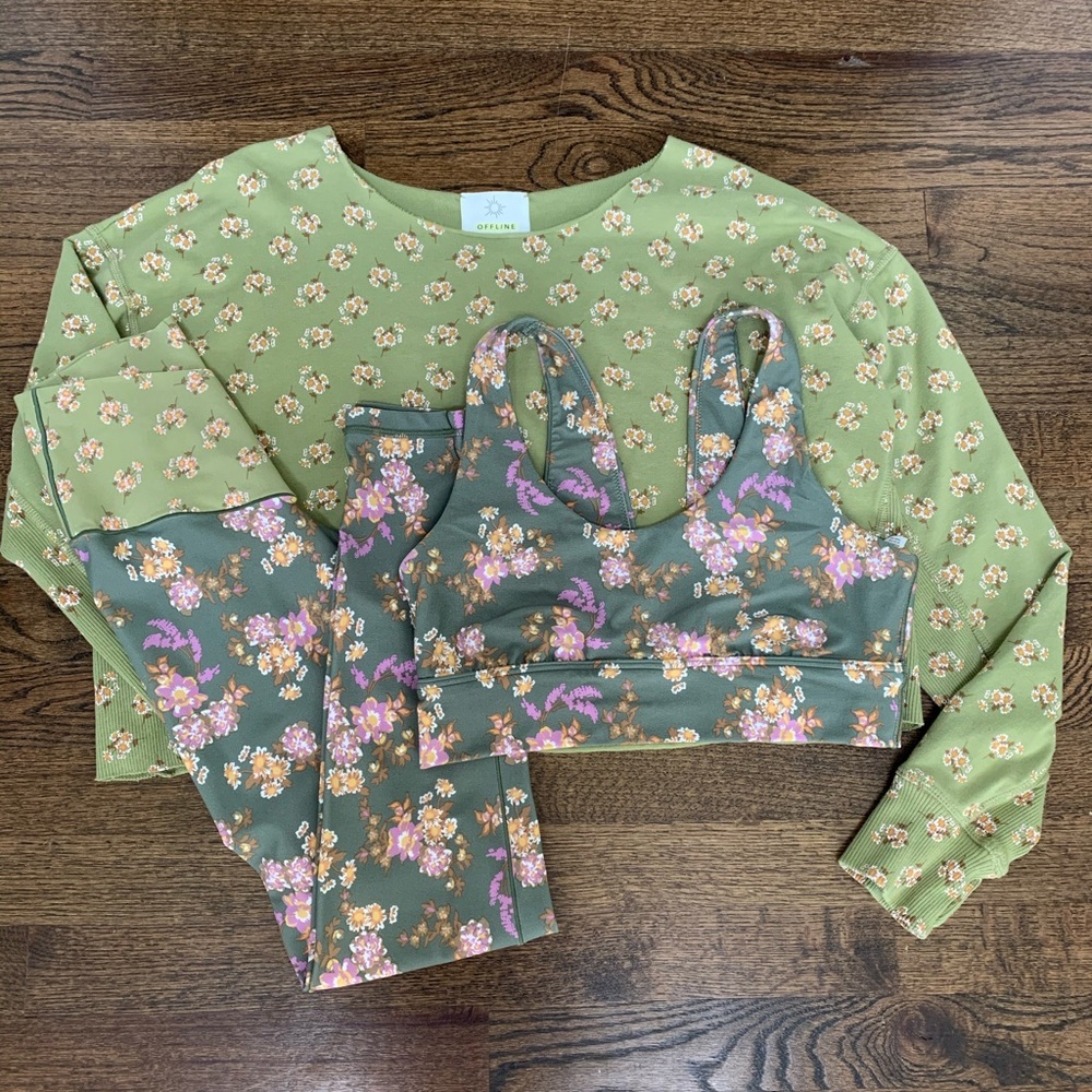 NWOT OFFLINE by aerie 3 piece set